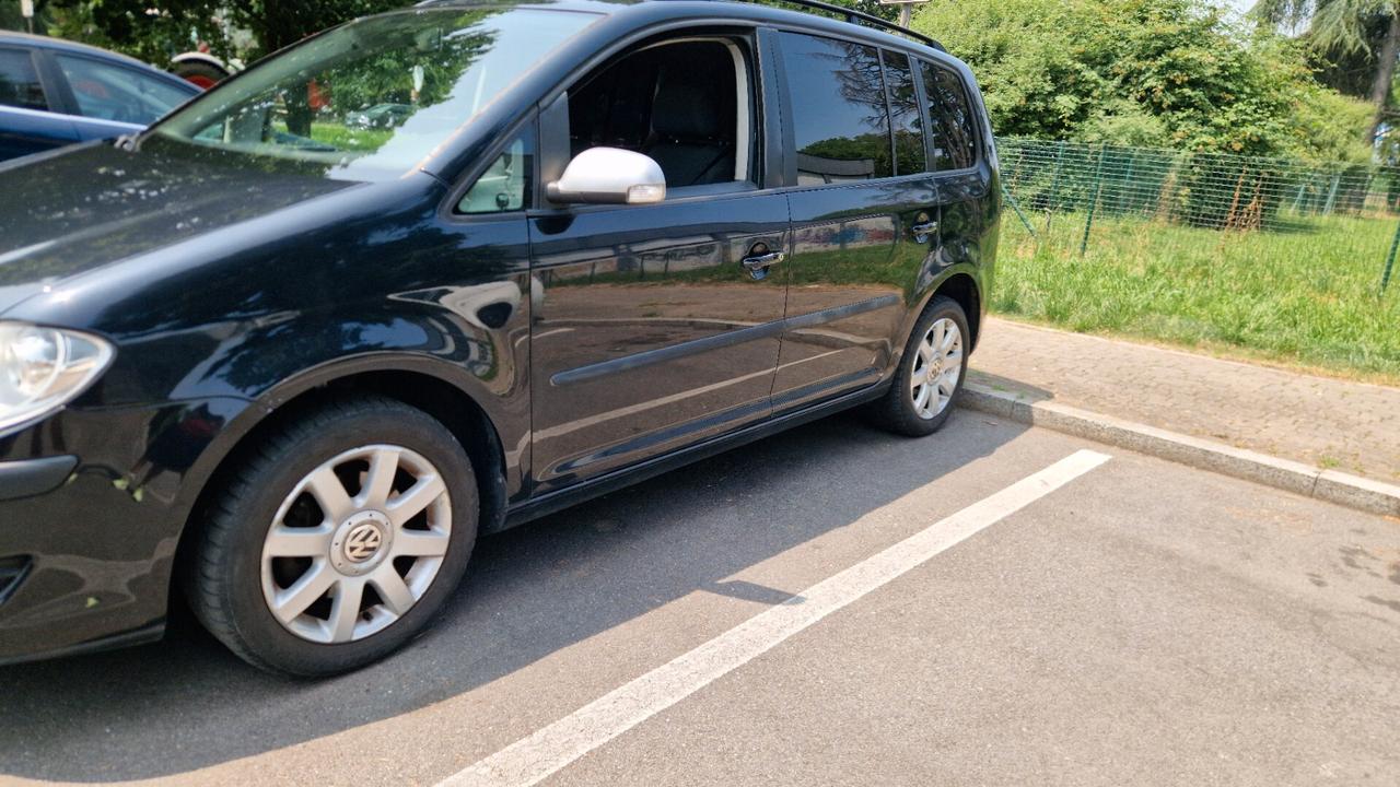 Volkswagen Touran 2.0 Highline Ecofuel