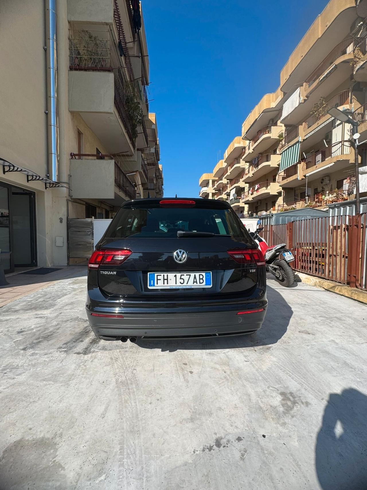 Volkswagen Tiguan 1.6 TDI SCR Business BlueMotion Technology