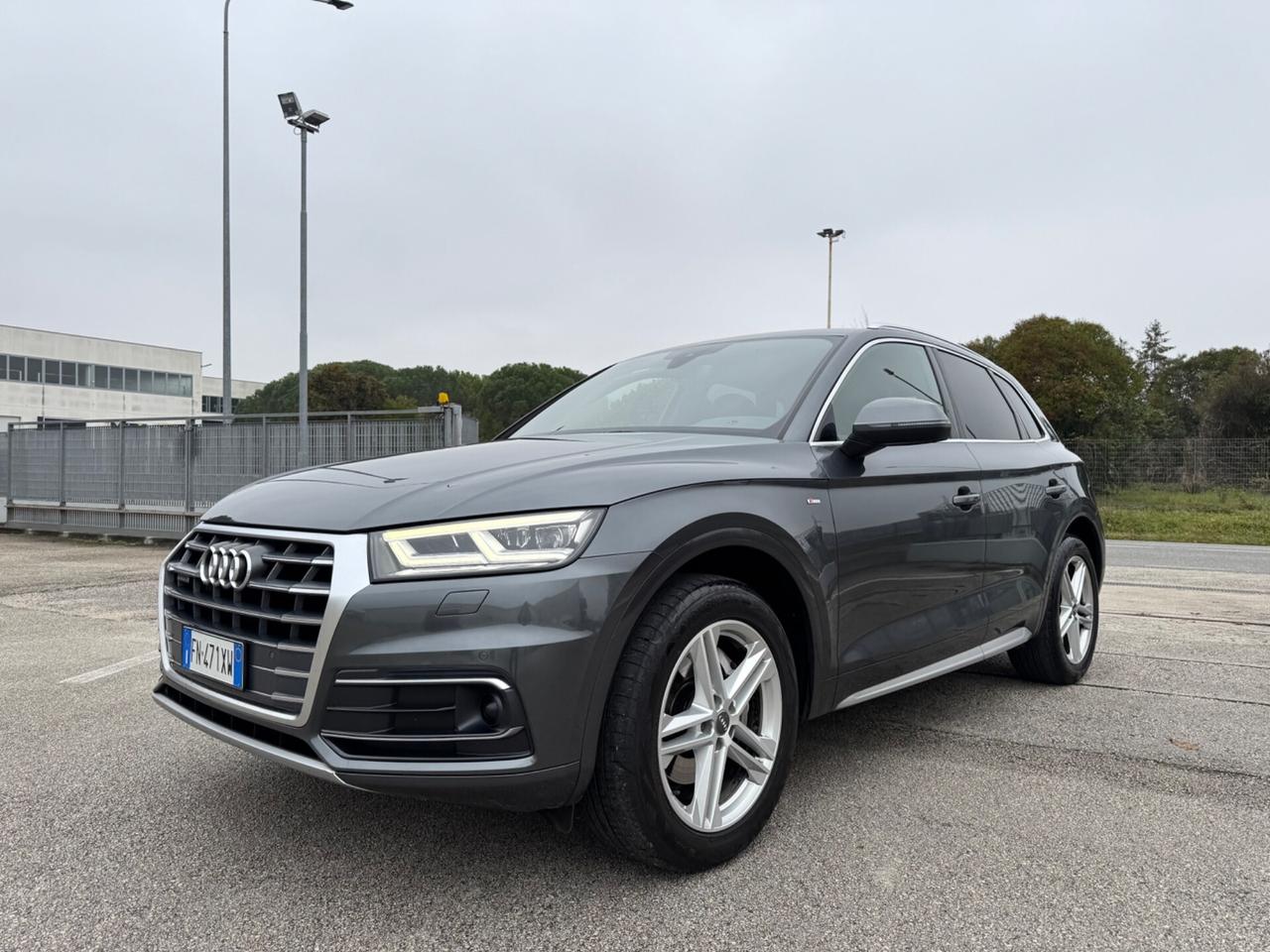 AUDI Q5 2.0 Quattro S-LINE-Virtual Luci Ambient 19