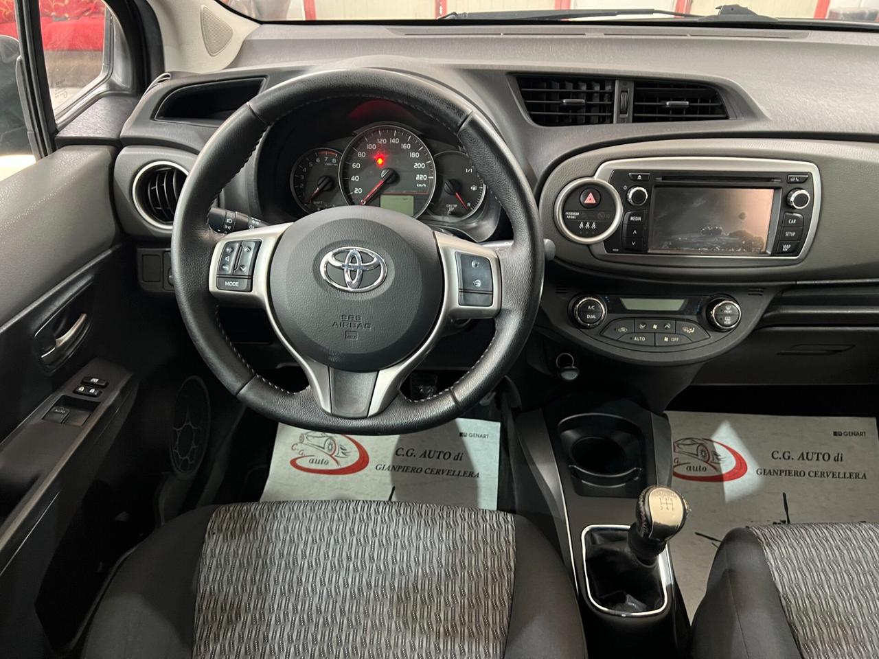 Toyota Yaris 1.0 69 CV - LOUNGE - 2014