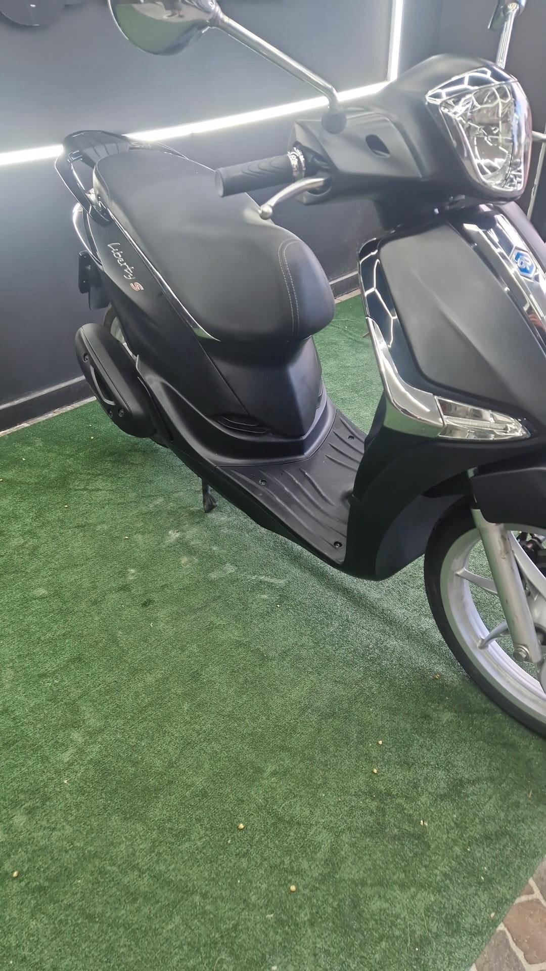 Piaggio Liberty S 50