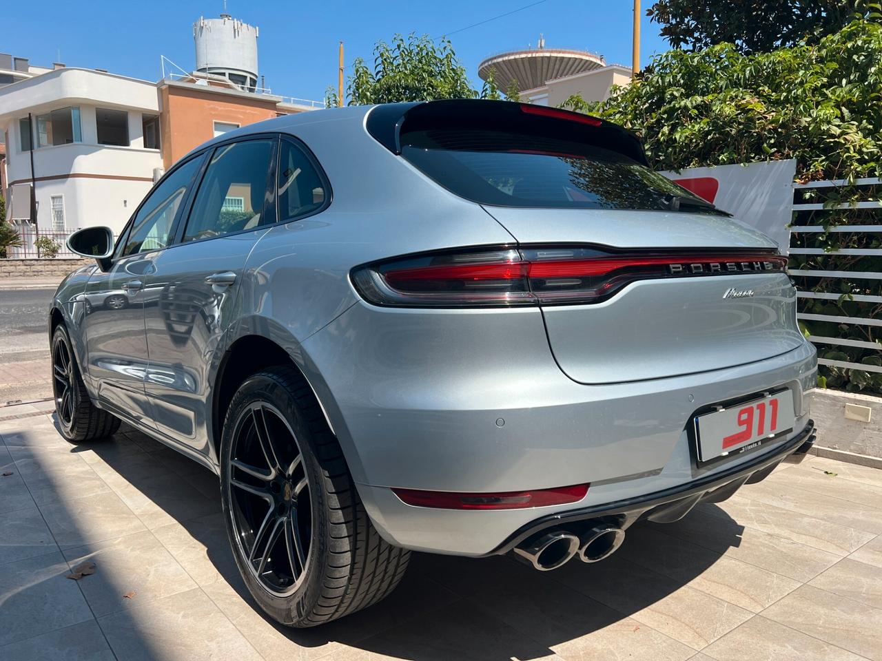 Porsche Macan 2.0 245cv Tetto PASM 111 Controlli Porsche Service Porsche