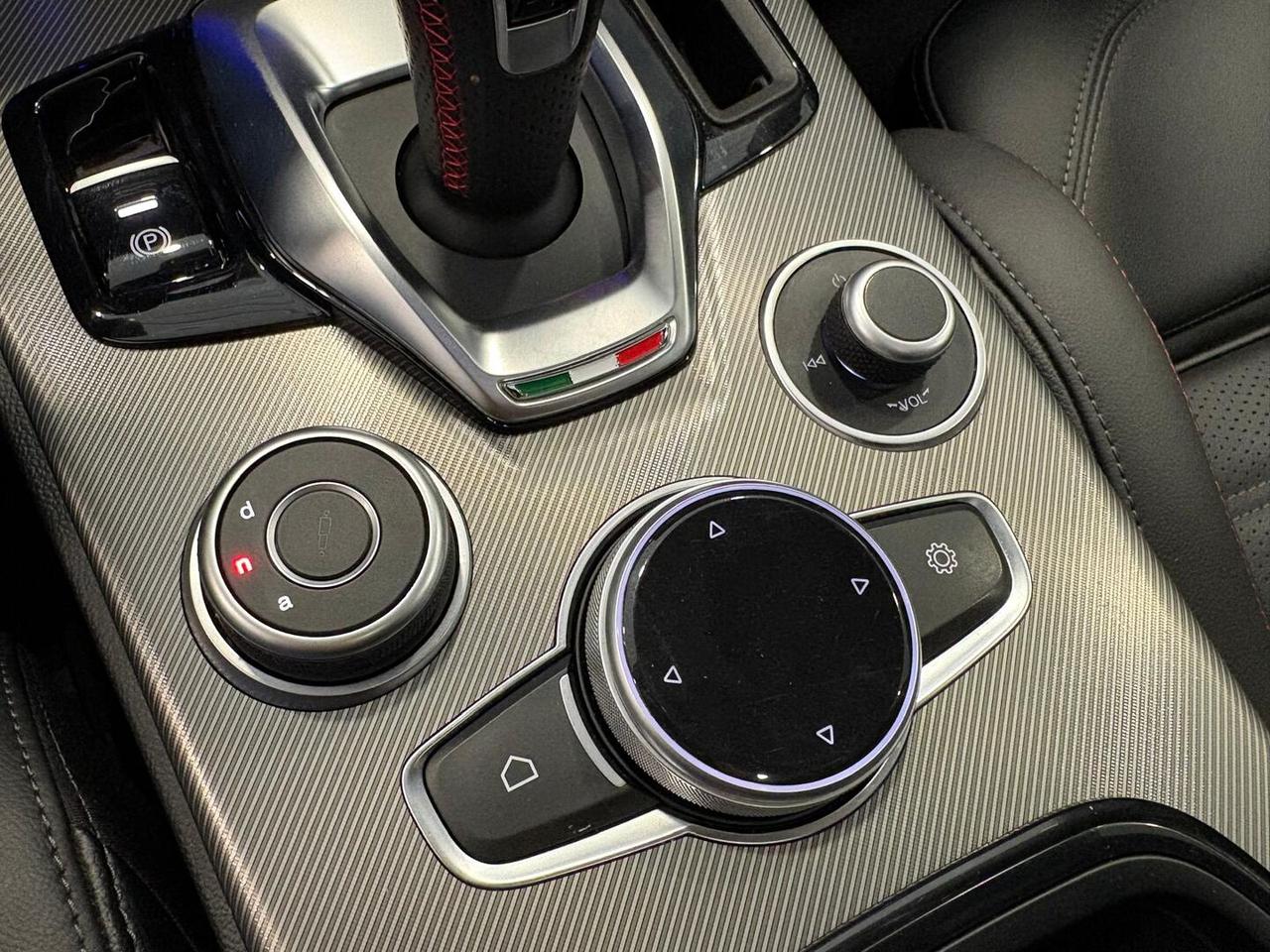 Alfa Romeo Stelvio 2.2 t Competizione Q4 210cv auto