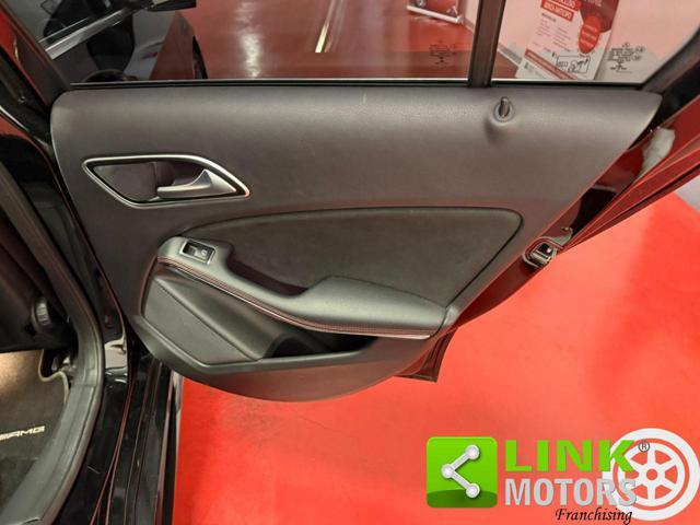 MERCEDES-BENZ A 220 d Automatic 4Matic Premium AMG