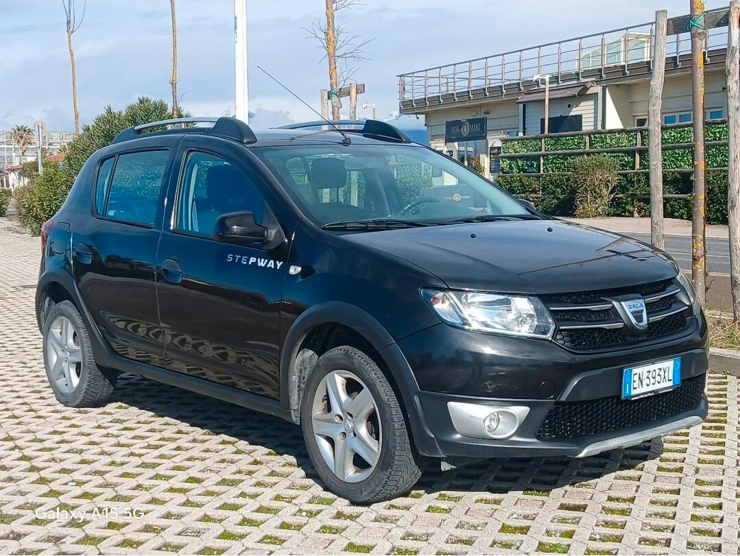 Dacia Sandero Stepway 1.5 DIESEL - NEOPATENTATI PERMUTE