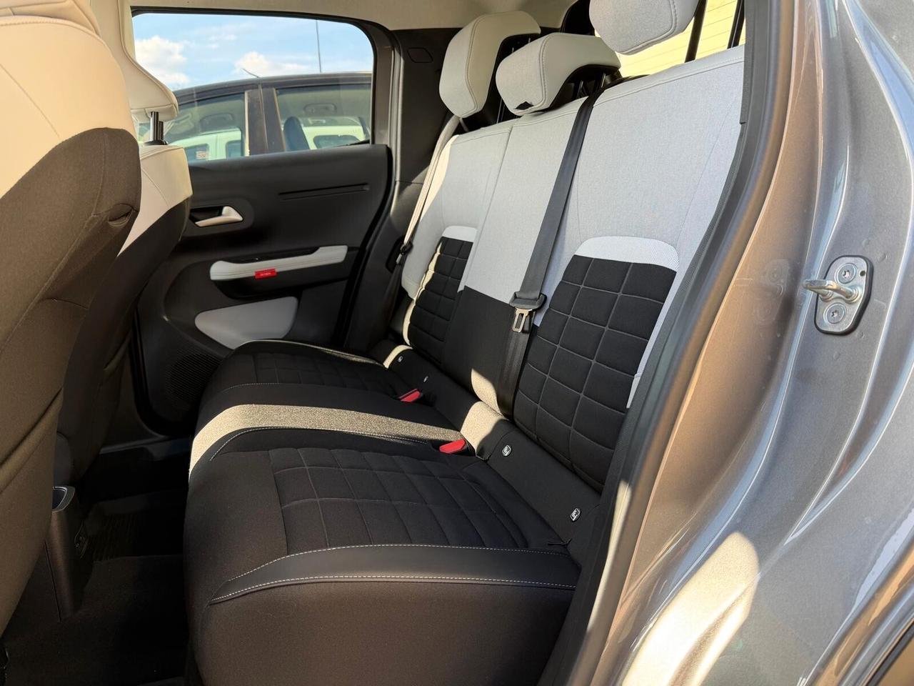 Citroen C3 PureTech Max 2025 3300KM!!! UNIPRO GARANZIA UFFICIALE