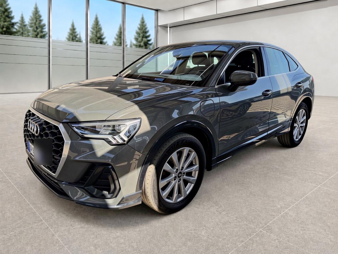 Q3 SPB 45 TFSI e S tronic Business Plus