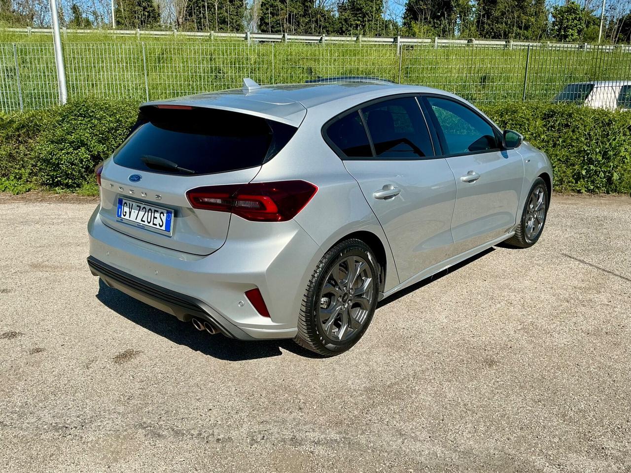 Ford Focus 1.0 Hybrid 155 CV Powershift 5p. ST-Line