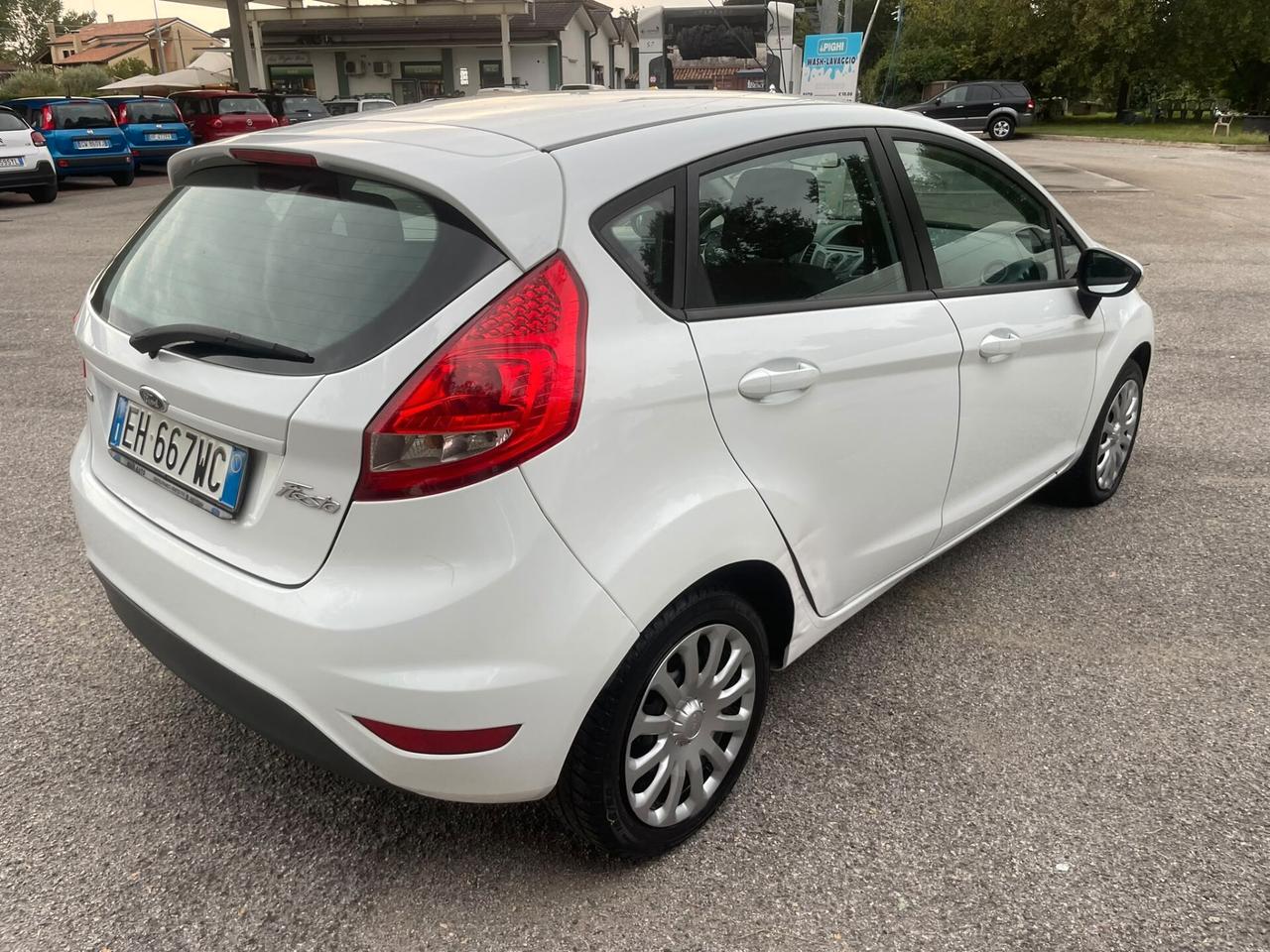 Ford Fiesta 1.4 TDCi 5p. Titanium