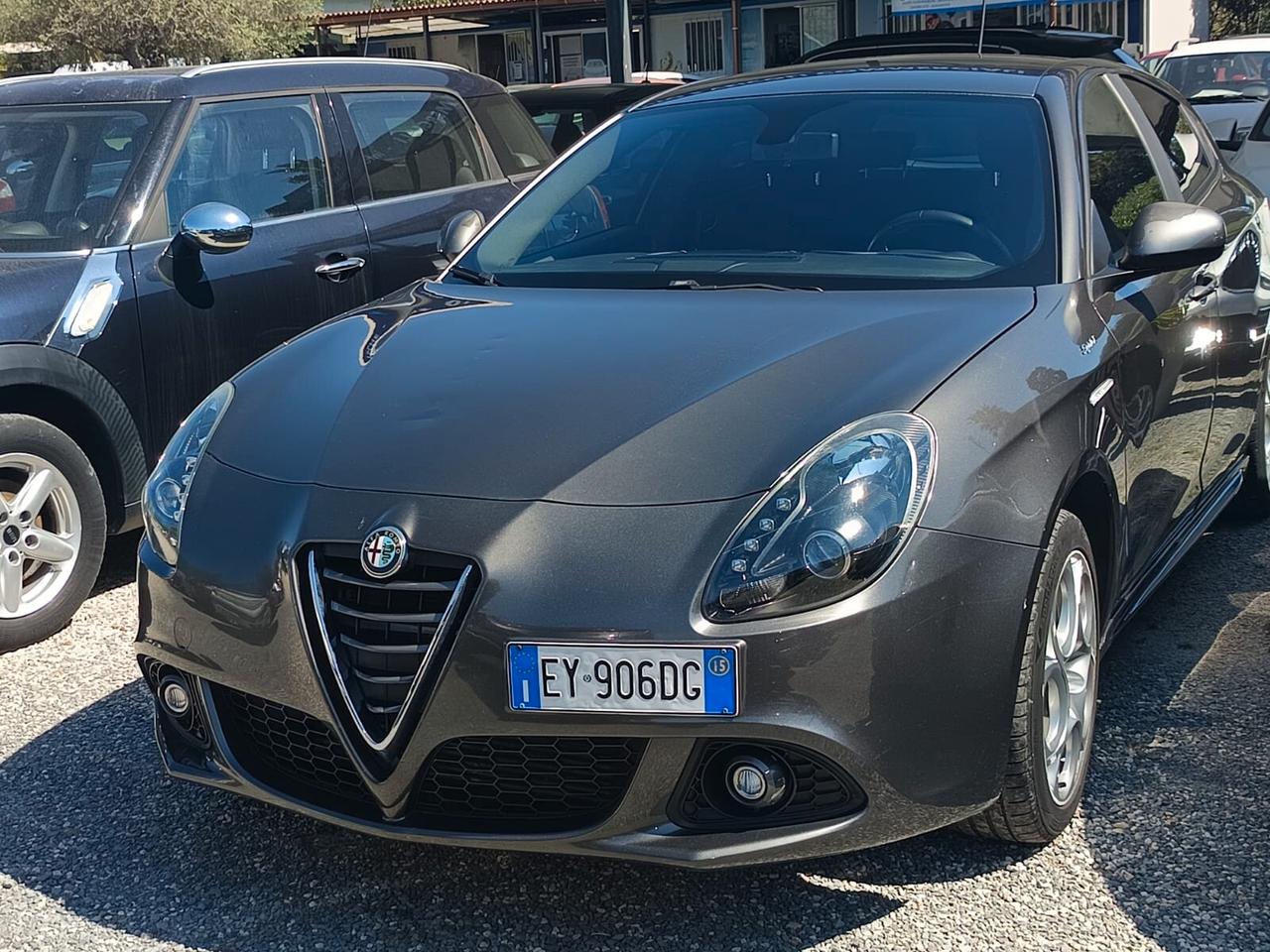 Alfa Romeo Giulietta 2015 - 1.4 Turbo MultiAir TCT Sprint Lb automobili