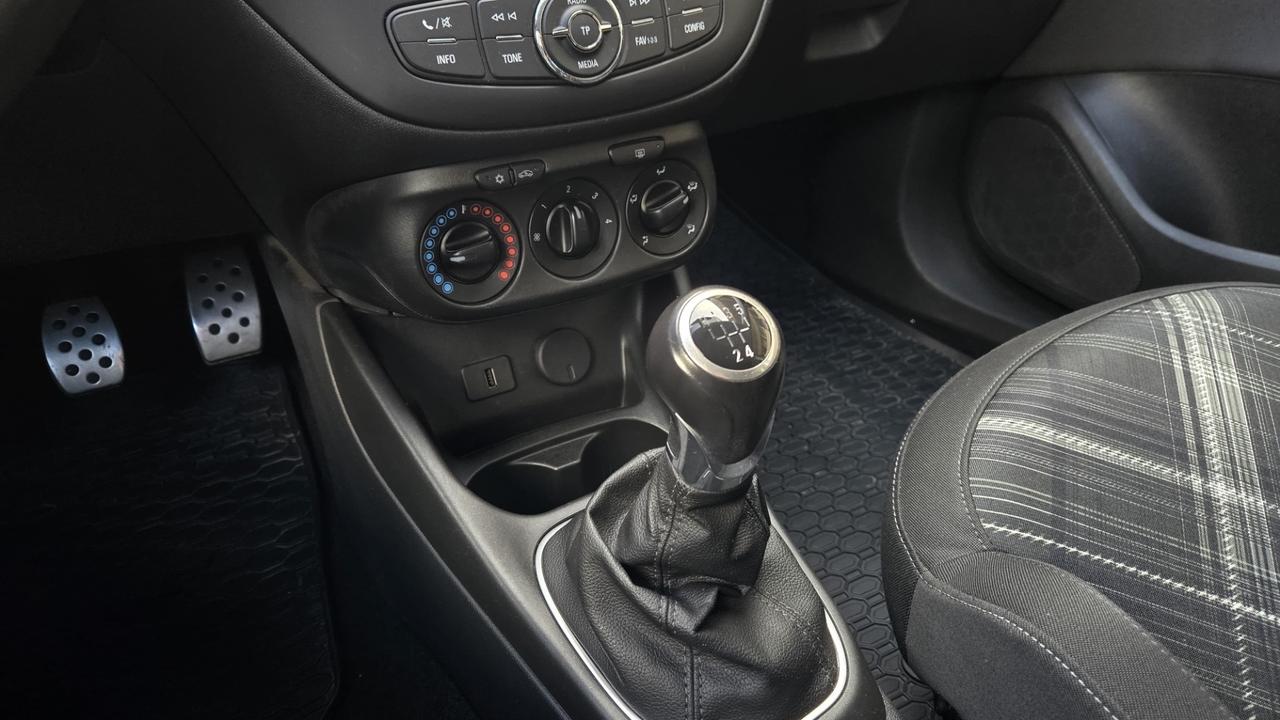 Opel Corsa 1.4 90CV GPL Tech 5 porte Cosmo