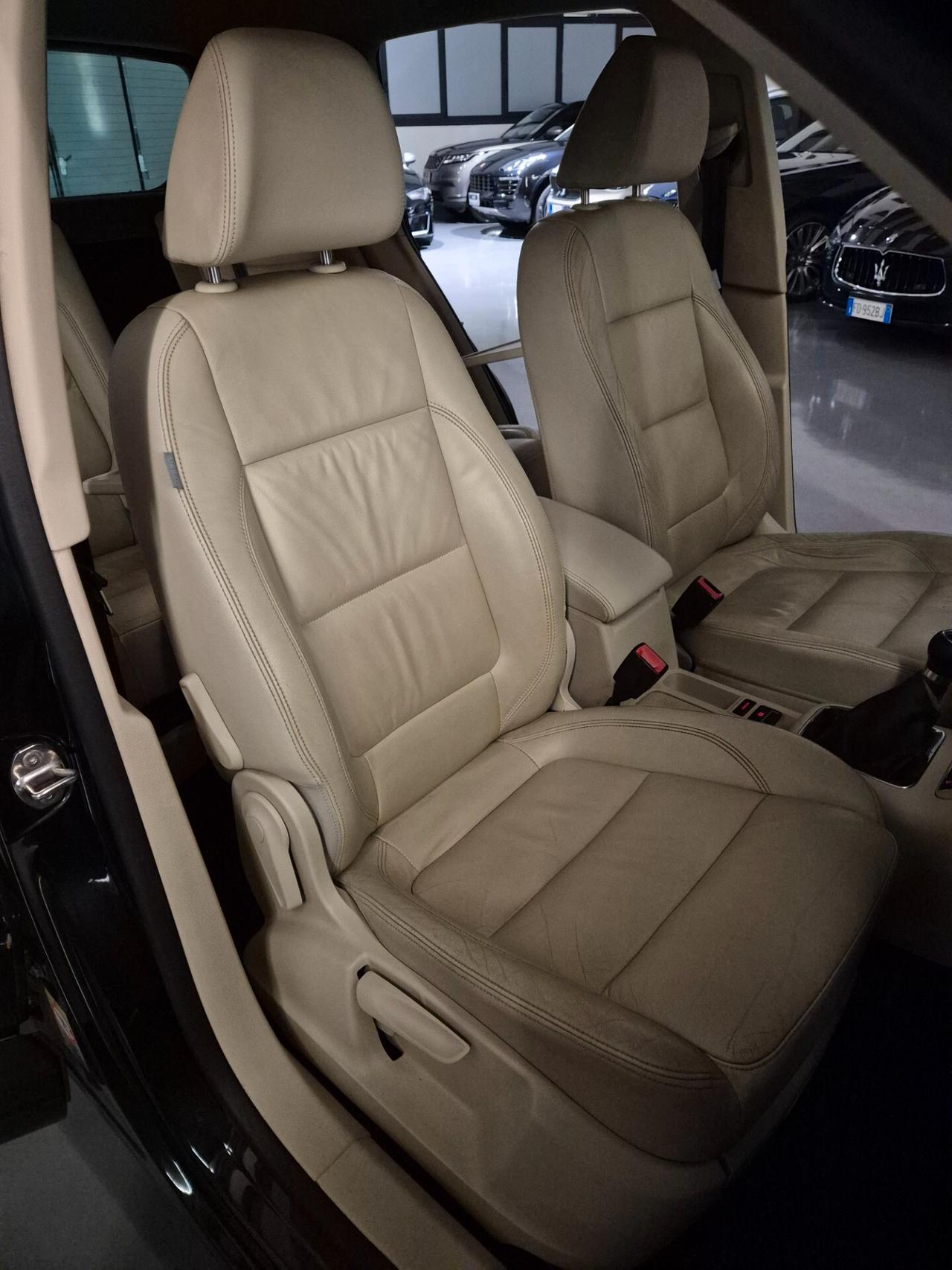 Volkswagen Tiguan TDI 4Motion 2.0cc 140cv sediliriscaldati bluetooth