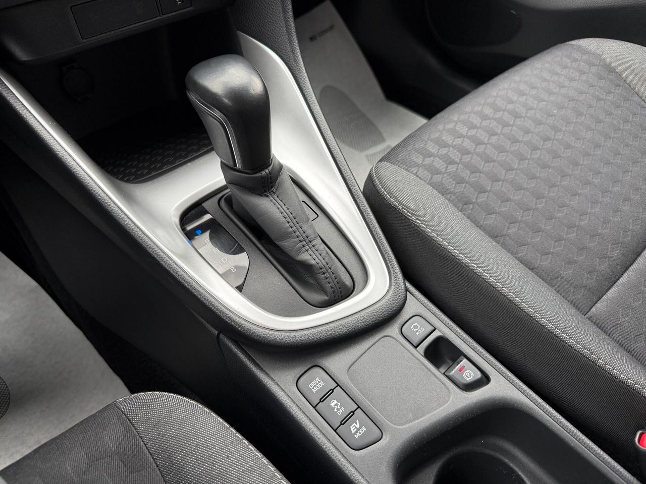 Toyota Yaris 1.5 Hybrid 5 porte Trend