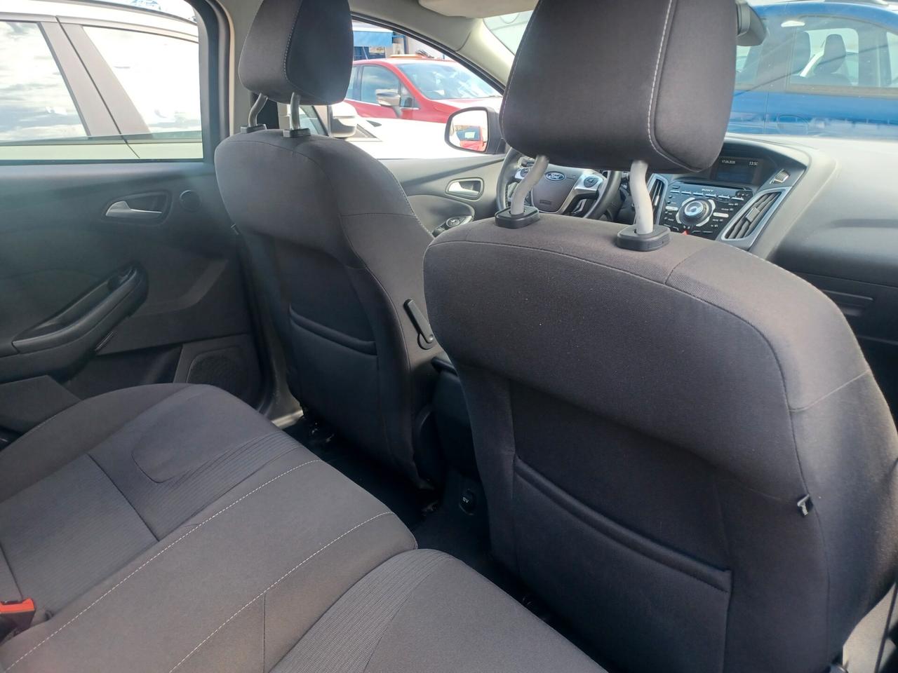 Ford Focus 1.0 TITANIUM S.W. ANNO 2013