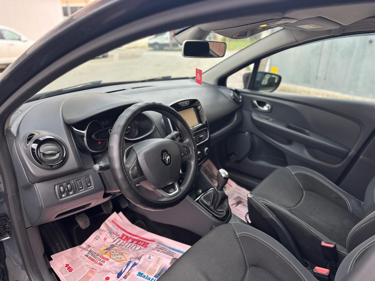 Renault Clio dCi 8V 75 CV Start&Stop 5 porte Energy Intens
