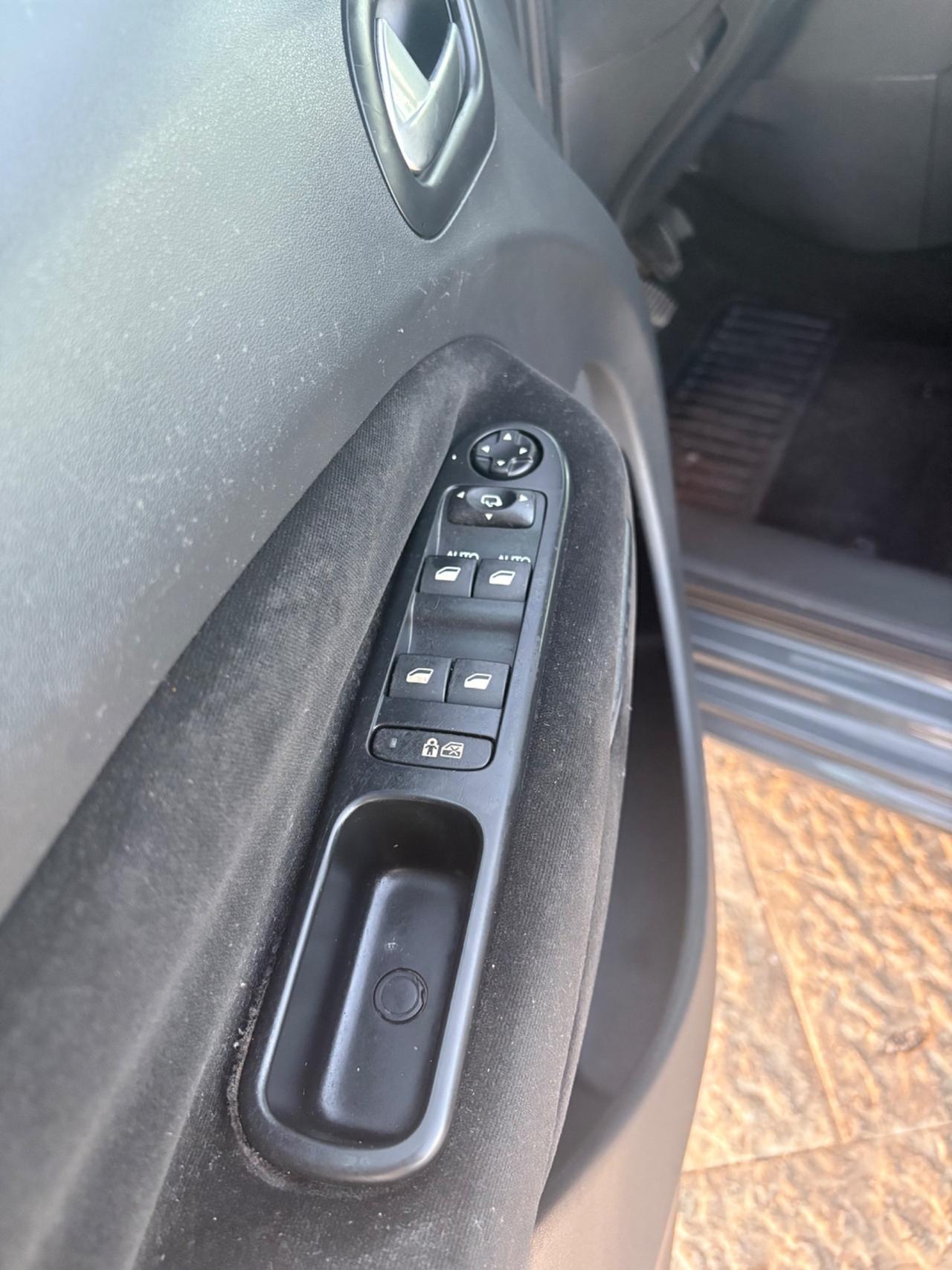 Citroen C3 Picasso 1.6 HDi 90 Exclusive