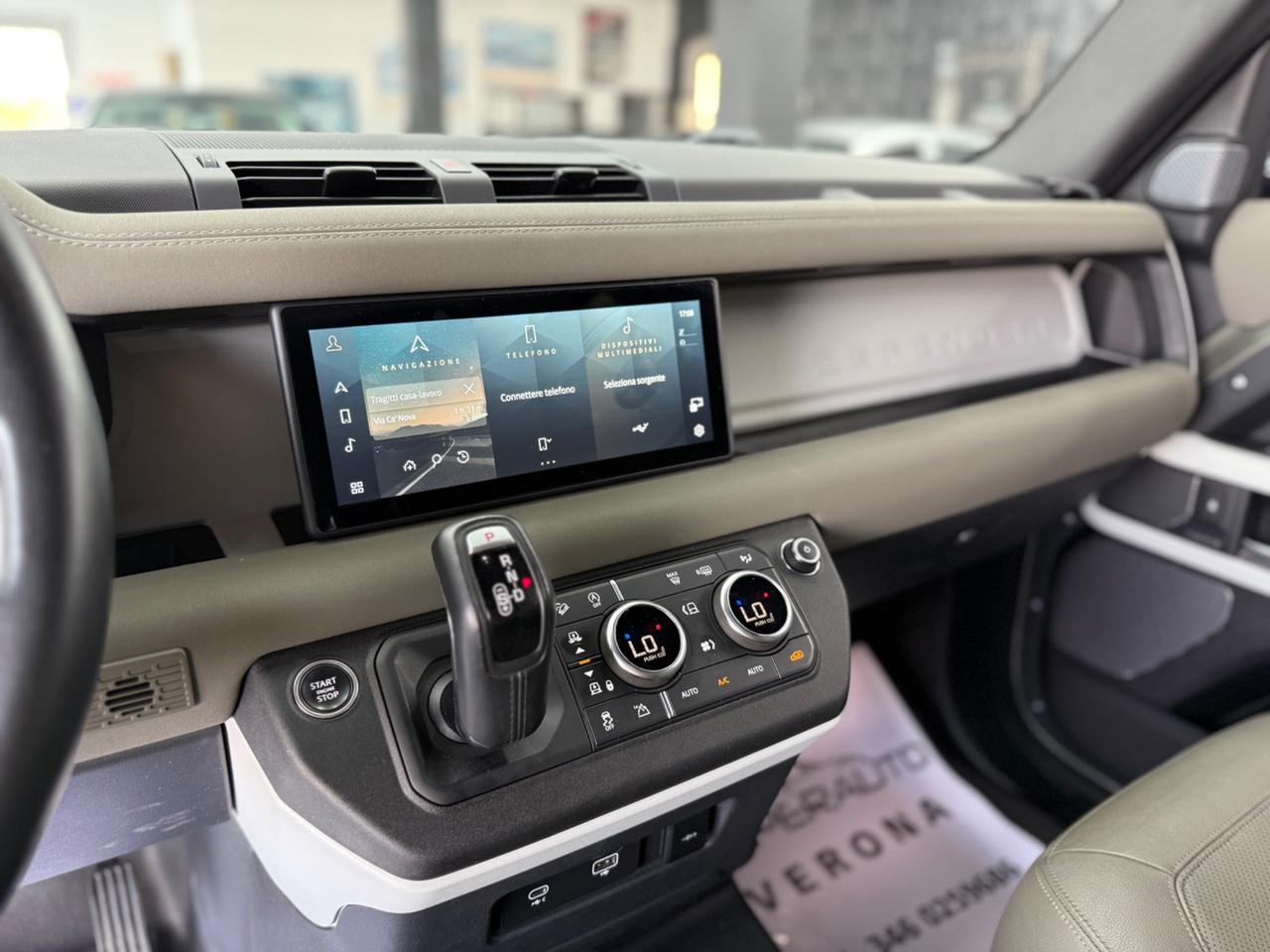 Land Rover Defender 110 3.0D I6 250 CV AWD Auto X-Dynamic HSE