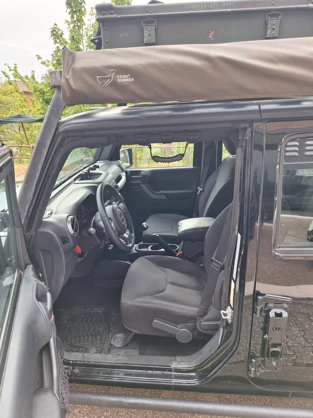 Jeep Wrangler 2.8 CRD DPF Sport Auto-CAMPING e SAFARI