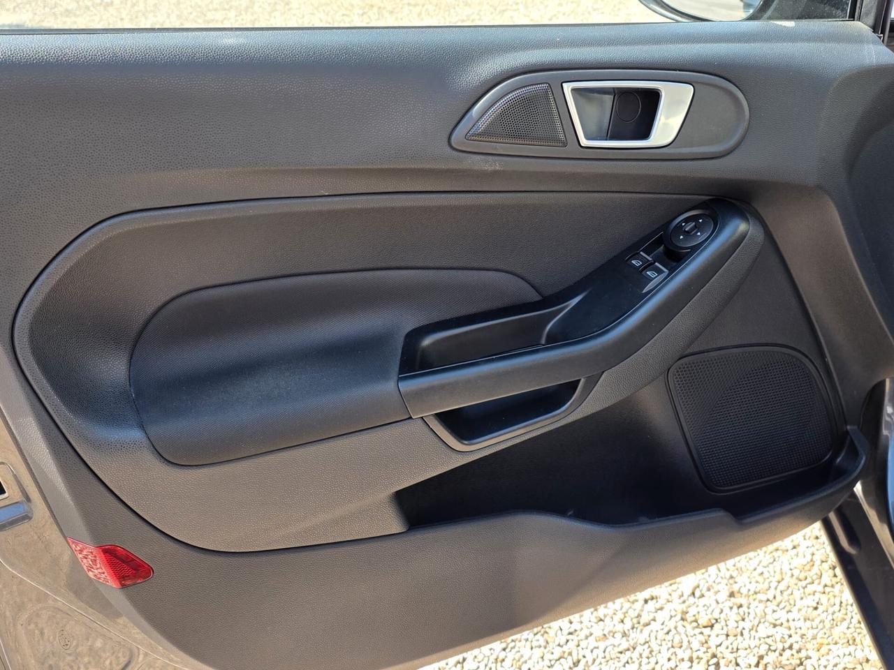 Ford Fiesta Plus 1.4 5 porte Bz.- GPL