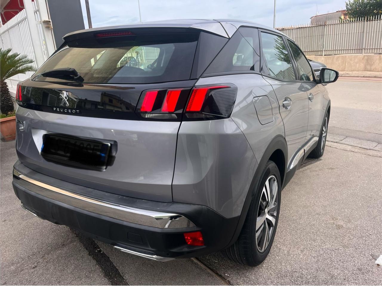 Peugeot 3008 BlueHDi 120 S&S Business
