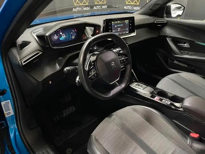 Peugeot 2008e ALLURE PACK 100kW