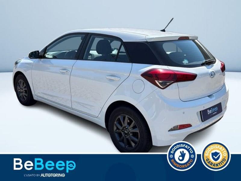 Hyundai i20 5P 1.2 BLACKLINE 84CV