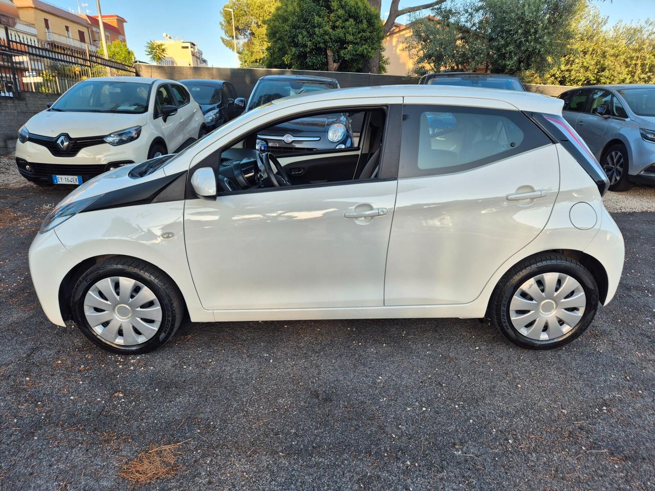 Toyota Aygo 1.0 VVT-i 69 CV 5 porte x-wave MMT