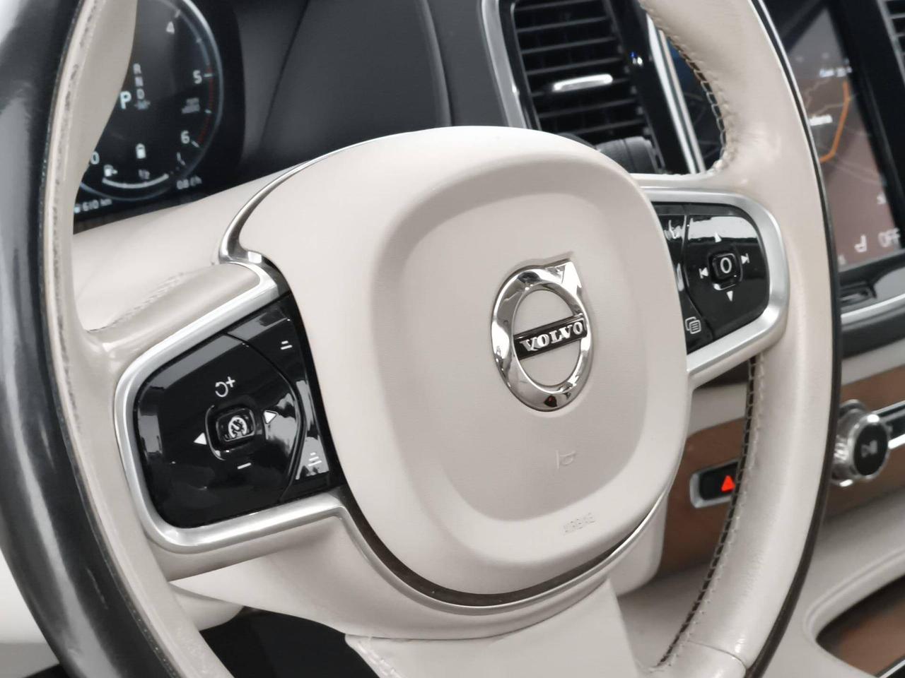 Volvo XC90 2.0 b5 Inscription awd