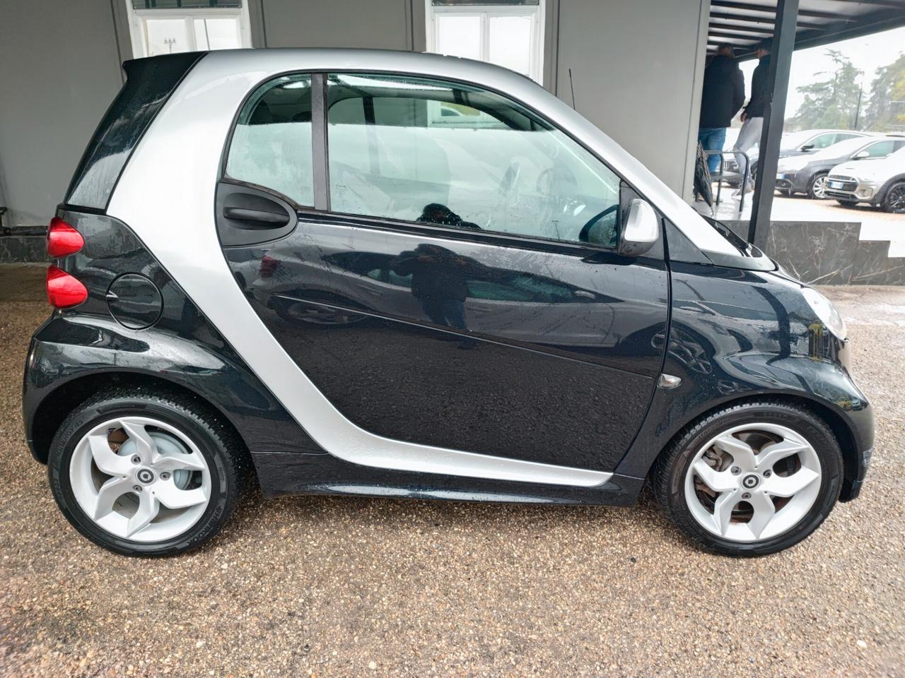 Smart ForTwo 1000 62 kW coupé passion