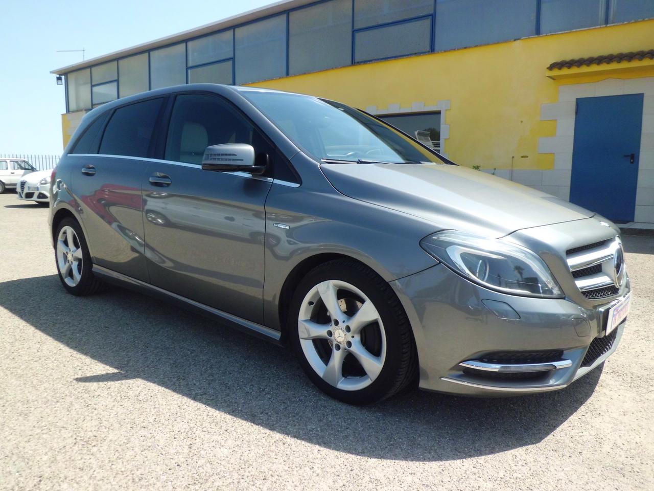 Mercedes-benz B 200 B 200 CDI BlueEFFICIENCY Premium-FULLLL