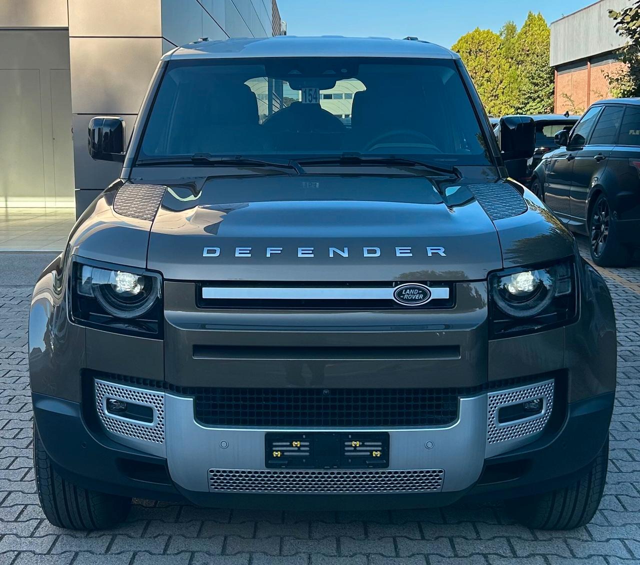 Land Rover Defender 110 3.0D I6 200 CV AWD Auto S