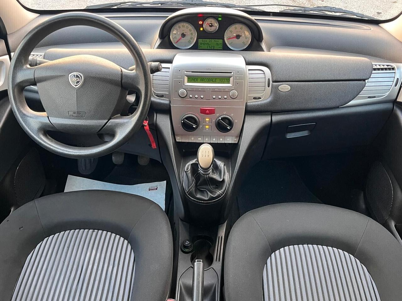 Lancia Ypsilon 1.2 60Cv Argento 80.000KM NUOVISSIMA