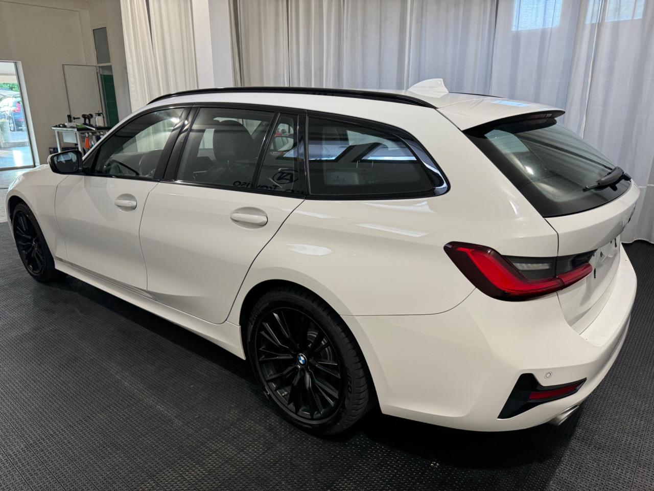 Bmw 320 320d Touring Sport 190CV Automatico