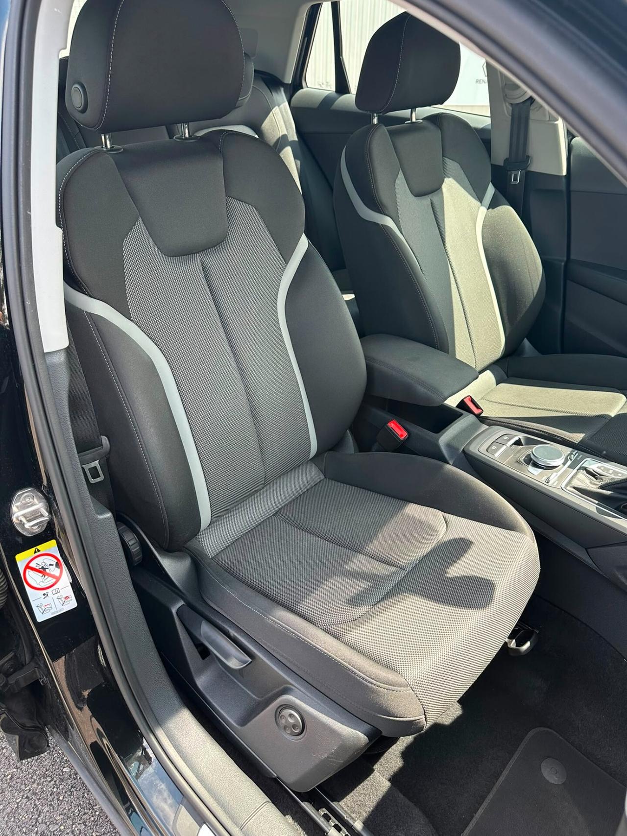 Audi Q2 35 TDI quattro S tronic S line Edition identity black