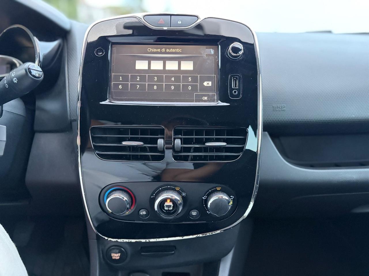 Renault Clio Sporter 1.2 75CV Live