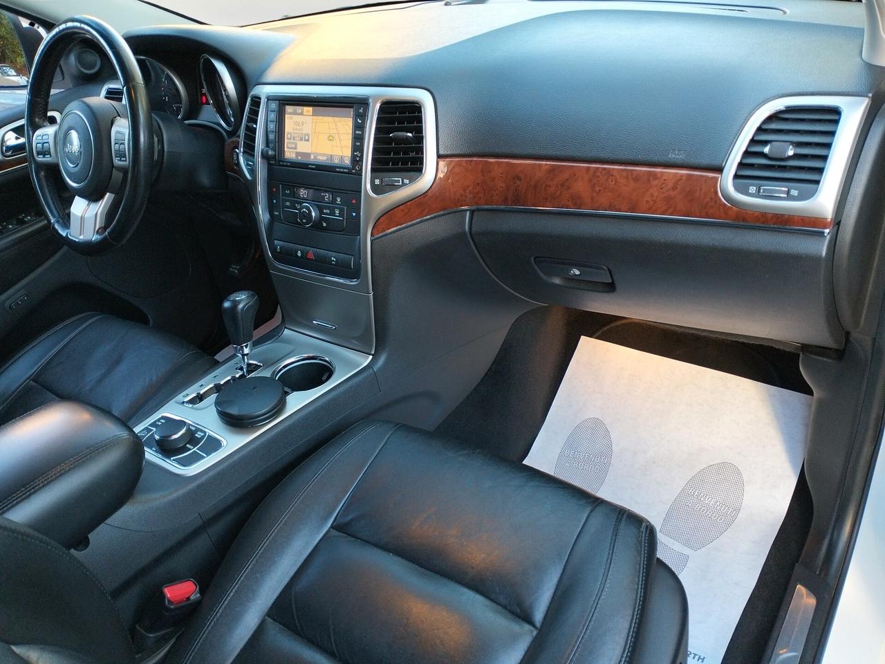 Jeep Grand Cherokee IV 2012 3.0 crd Laredo auto