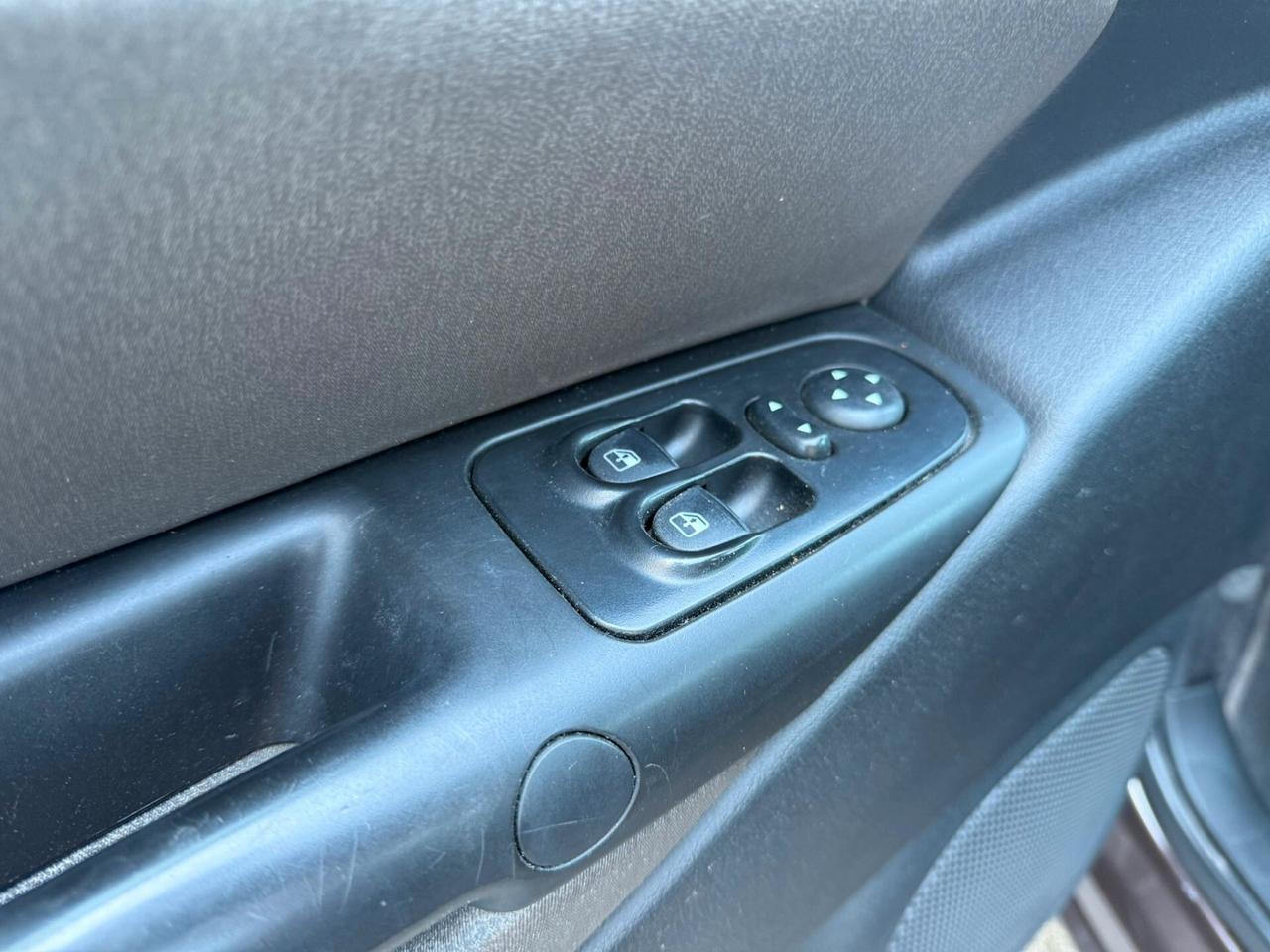 Lancia Ypsilon 1.3 MJT X NEOPATENTATI 2010