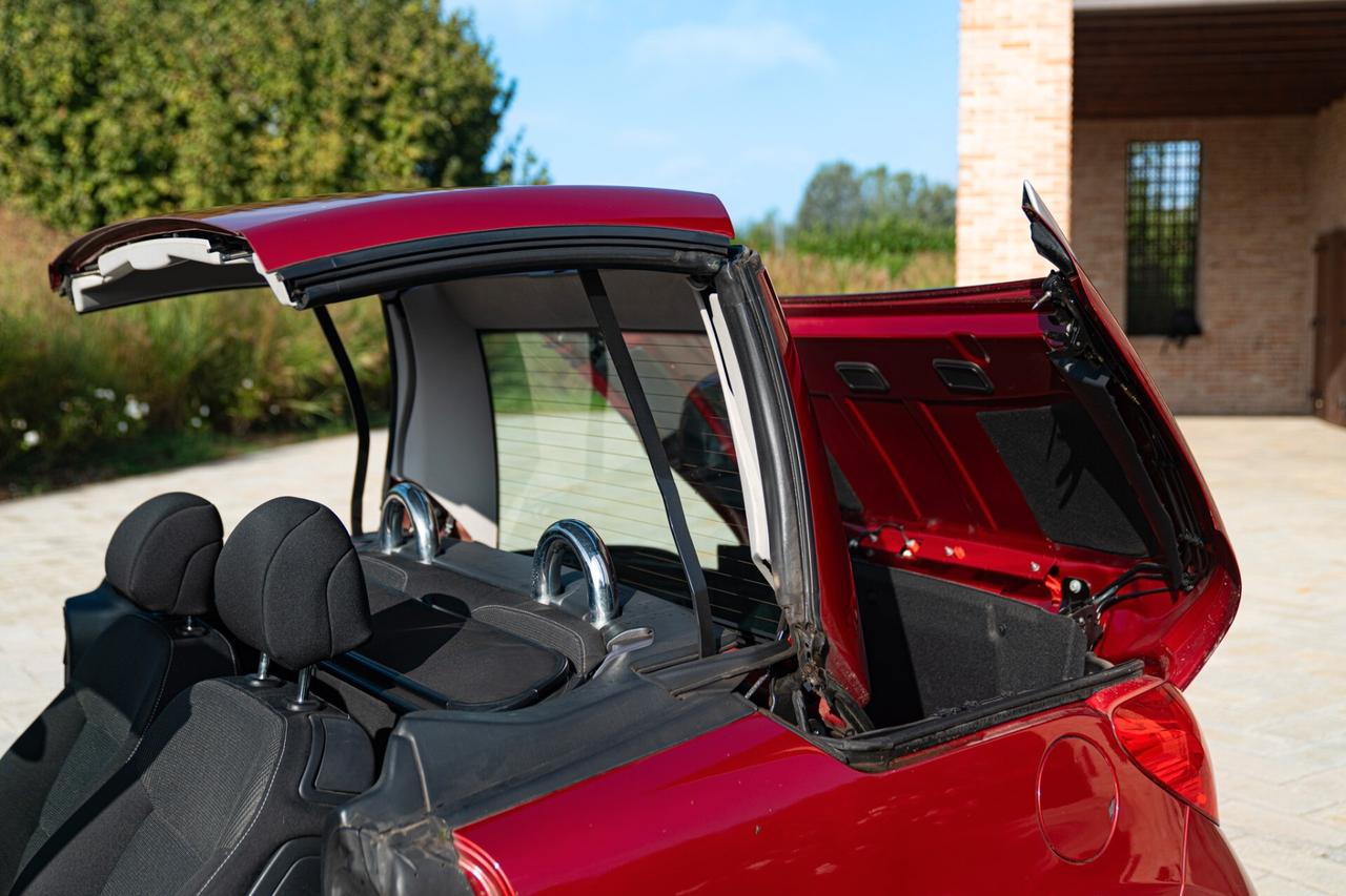 Peugeot 207 CC CABRIOLET - PEU00017