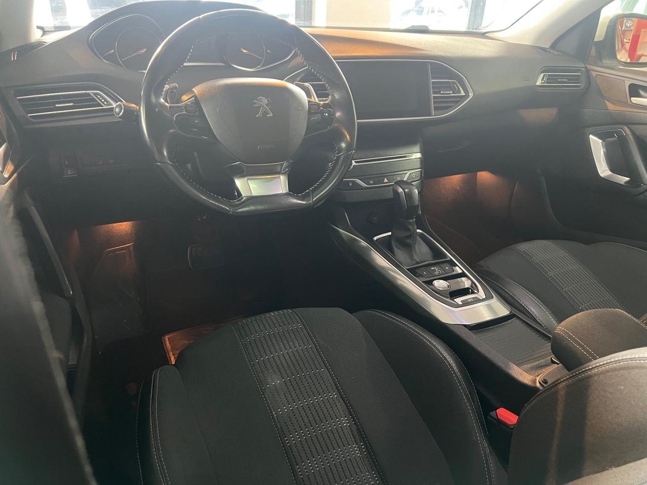 Peugeot 308 BlueHDi 130 S&S SW Business