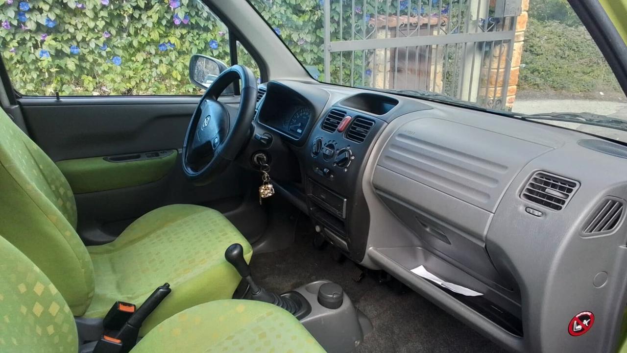 Opel Agila 1.2 16V Comfort