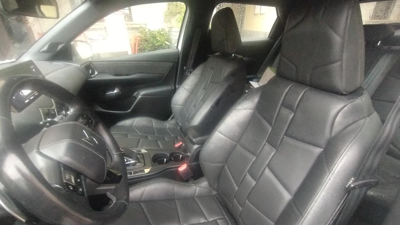 Ds DS3 3 Crossback BlueHDi 130 aut. Performance Line