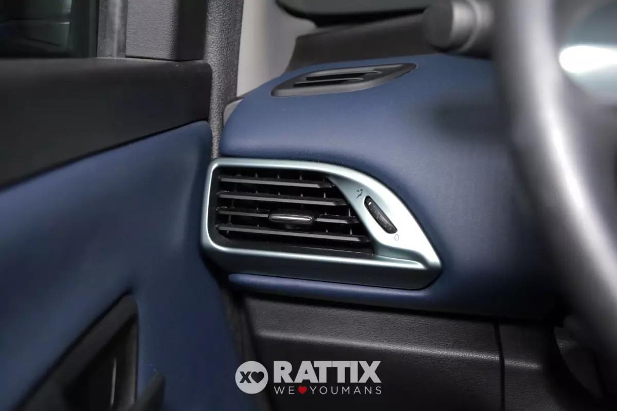 Lancia Ypsilon 1.0 Firefly Hybrid 70CV Platino