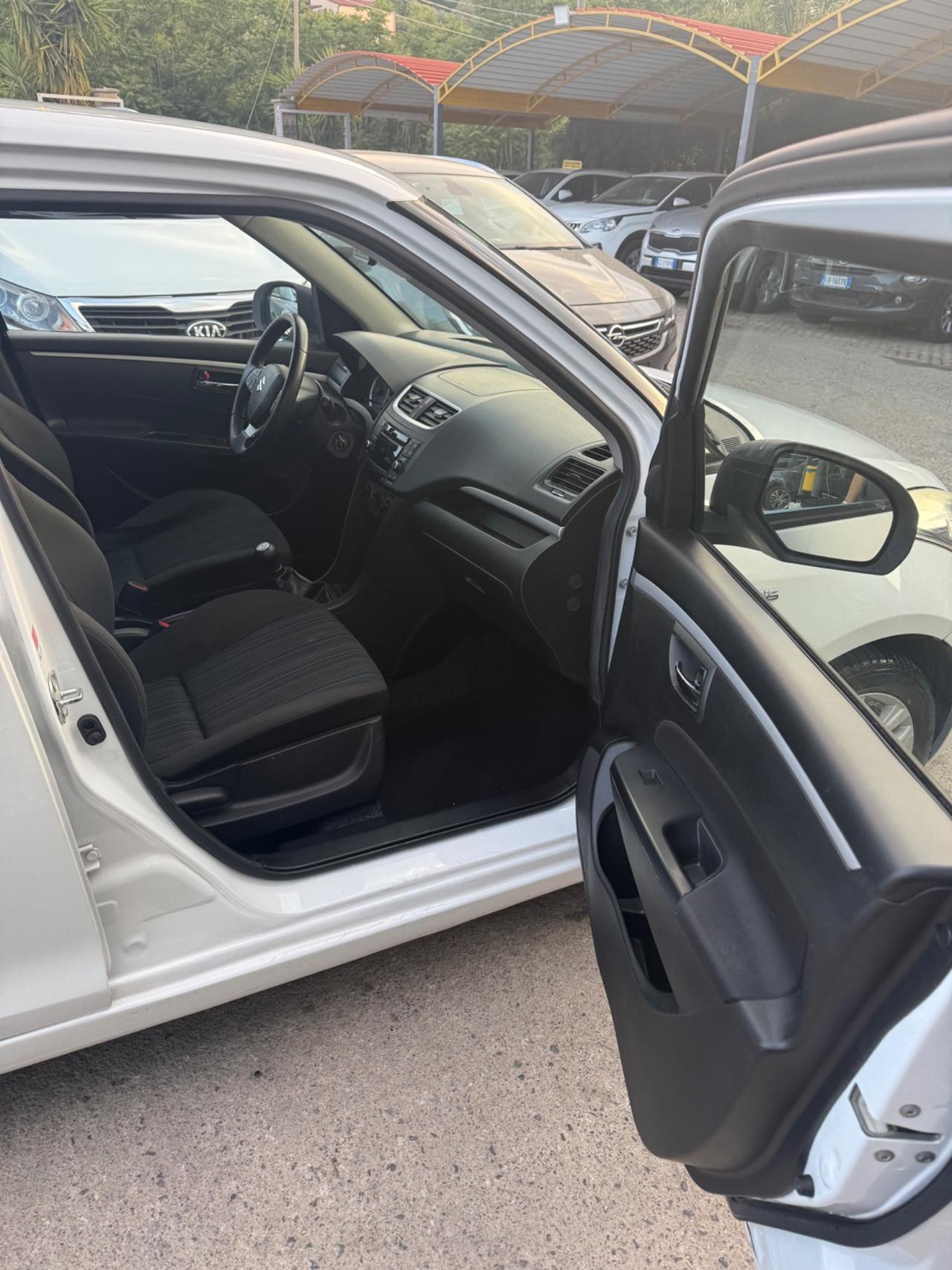 Suzuki Swift 1.3 DDiS 5 porte B-Top