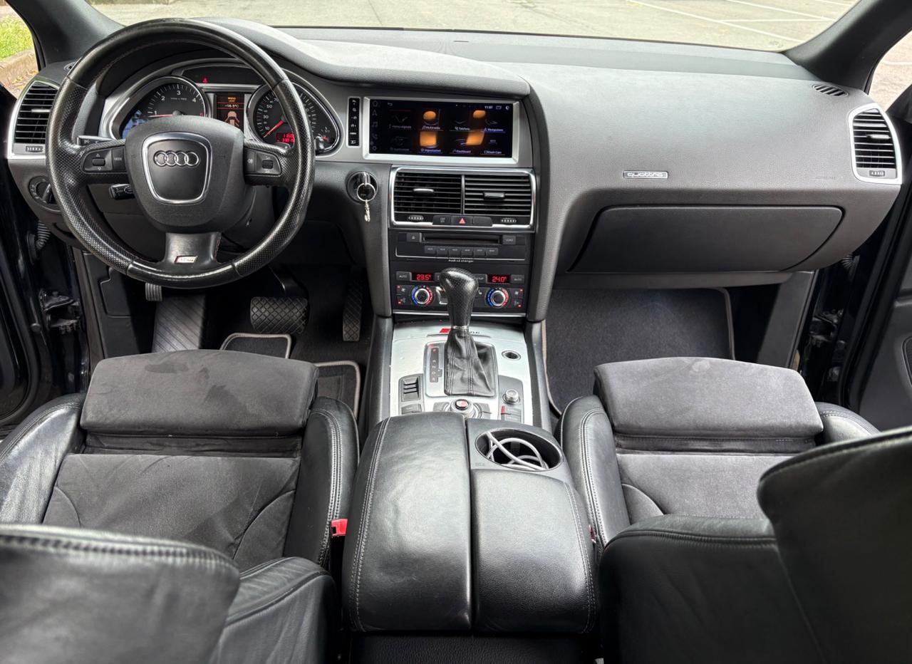 Audi Q73.0V6 TDI 233CV quattro F1 Sline 7posti
