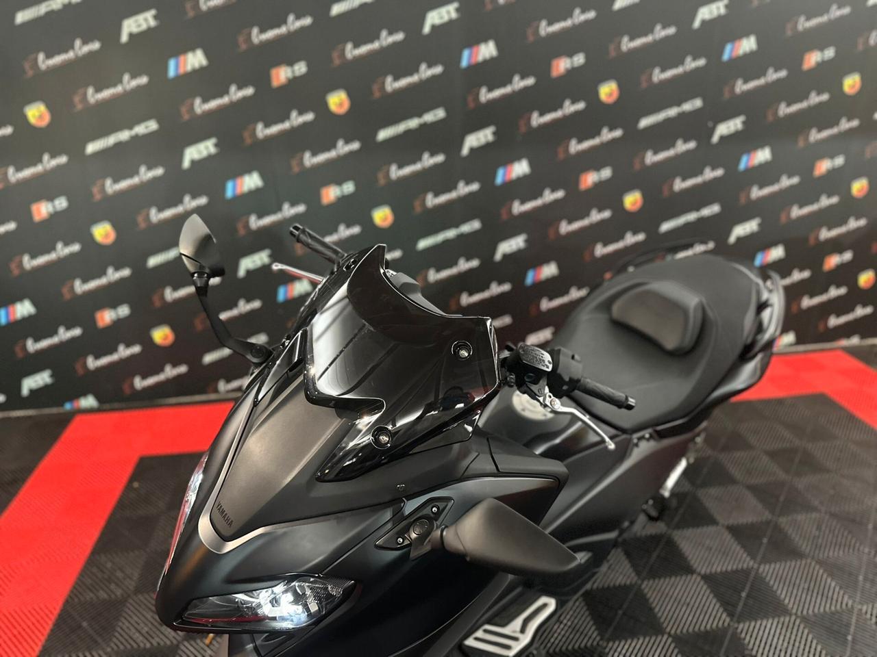 Yamaha T Max 560 Grigio Satinato