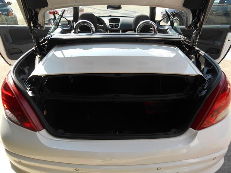Peugeot 207 1.6 HDI CABRIO X NEOPATENTATI