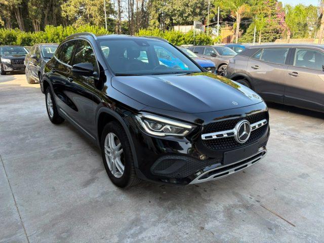 MERCEDES-BENZ GLA 220 d Automatic Sport