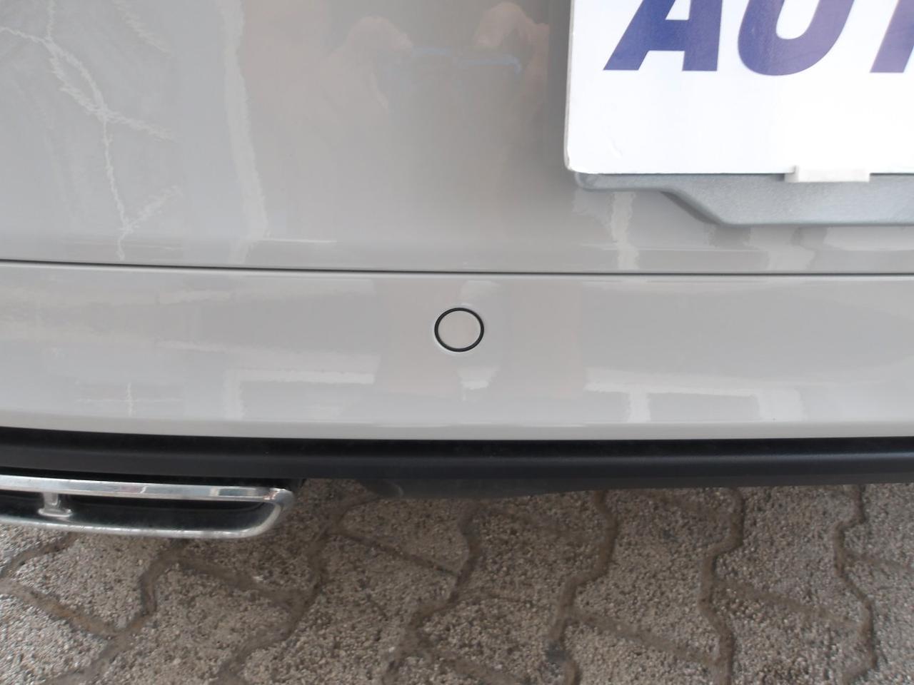 Volkswagen T-Roc 2.0 tdi R-Line 115cv
