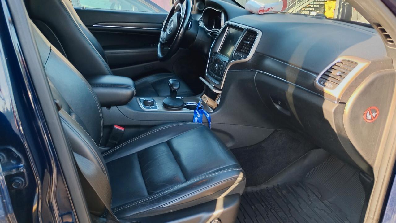 Jeep Grand Cherokee Grand Cherokee 3.0 V6 CRD 250 CV Multijet II Limited