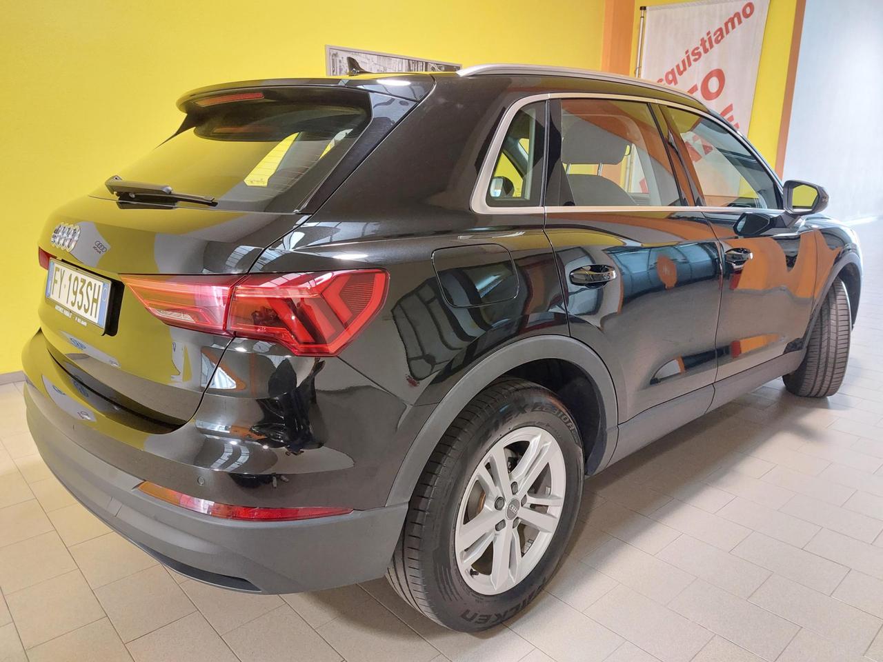 Audi Q3 35 2.0 tdi Business Advanced s-tronic